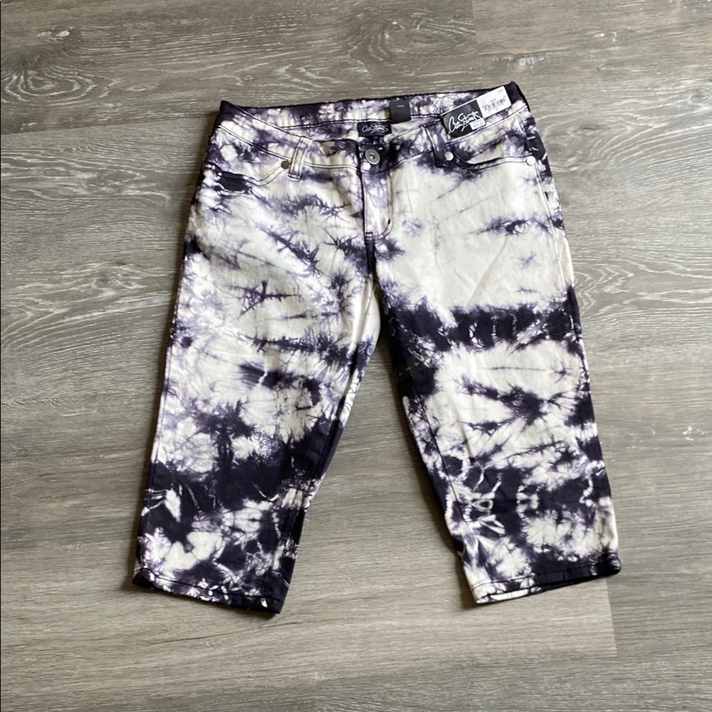 🍯City Streets Black and White Tie Dye Capri Pants, New with Tags